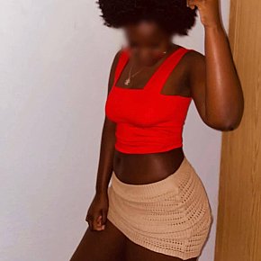Aggie Super Booty
 escort in Kampala offers Intimate massage services