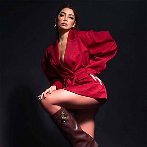 Lorna All Natural
 escort in London offers Girlfriend Experience (GFE) services