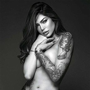 Lorna All Natural
 escort in London offers Girlfriend Experience (GFE) services