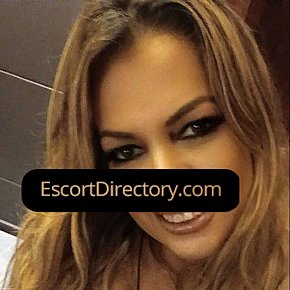 Donna Vip Escort escort in  offers Espanhola services