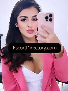 Amanda Vip Escort escort in Duesseldorf offers Deep Throat (Gola profonda) services