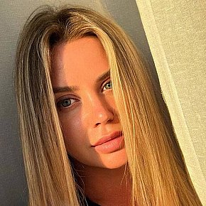 Aloya College Girl
 escort in London offers Blowjob without Condom services