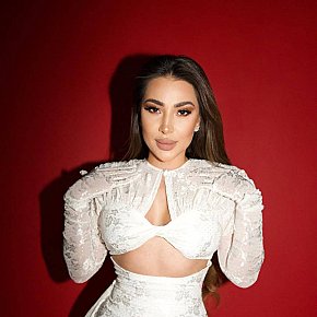 Charlotte Vip Escort escort in Dubai offers Cumshot on body (COB) services