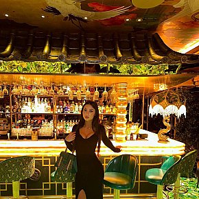 Cindy Vip Escort escort in Dubai offers French Kissing services