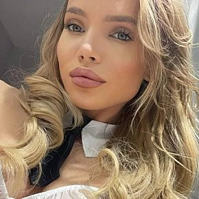 Cindy Deportista escort in London offers Experiencia de Novia (GFE)
 services