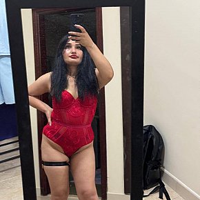 Gloriana Vip Escort escort in Dubai offers Kissing if good chemistry services