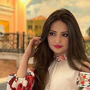 Gloriana Vip Escort escort in Dubai offers Kissing if good chemistry services