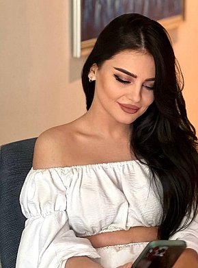 Janna Vip Escort escort in Dubai offers French Kissing services