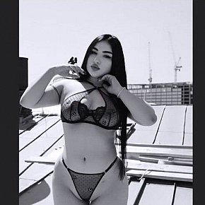 Kraidy Vip Escort escort in Dubai offers Cumshot on body (COB) services