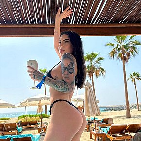 Loren Vip Escort escort in Dubai offers Cum in Mouth services