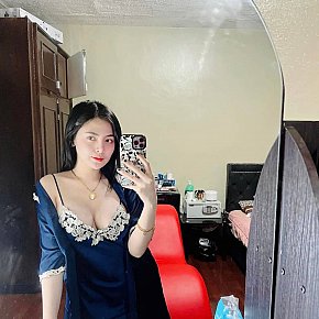 Emily escort in Abu Dhabi offers Striptease/Lapdance services