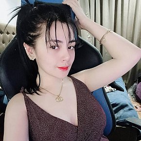 Emily escort in Abu Dhabi offers Striptease/Lapdance services