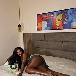 Penola Super Busty
 escort in Dubai offers Squirting services