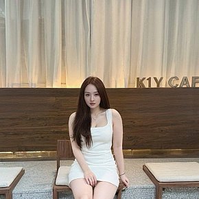 Jade escort in Hanoi