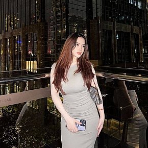 Kenii Vip Escort escort in Jakarta offers Cumshot on body (COB) services