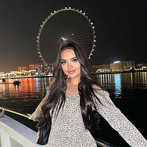Vika Vip Escort escort in Dubai offers Cumshot on body (COB) services
