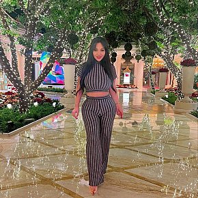 Asal Vip Escort escort in Dubai offers 69 Position services