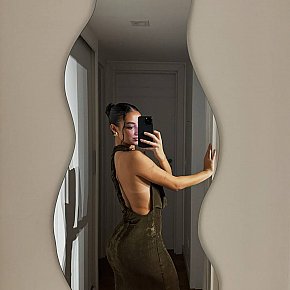 Yeli Delicada escort in Bangkok offers Ejaculação no rosto services