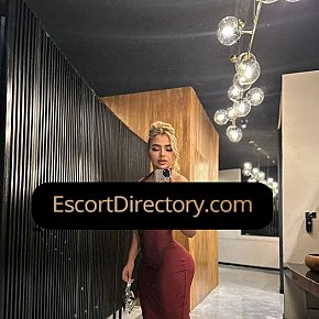 Scarlett Superbunduda escort in Munich offers Sexo anal services