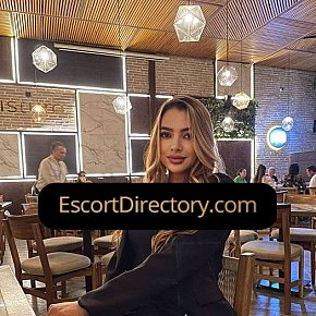 Scarlett Superbunduda escort in Munich offers Sexo anal services