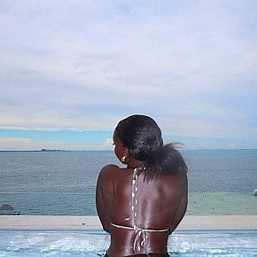 Wanna escort in Singapore City