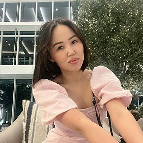 Faina Vip Escort escort in Dubai offers Cumshot on body (COB) services