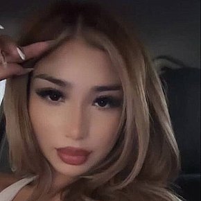 Rosie performs sex in different positions, escort in Bangkok