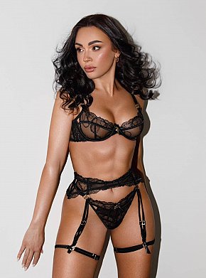 Amelia escort in London offers BDSM services