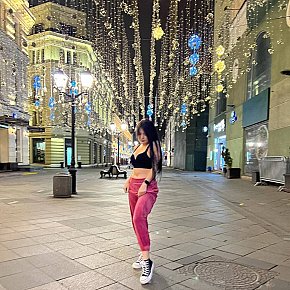 Luna Vip Escort escort in Dubai offers Cumshot on body (COB) services