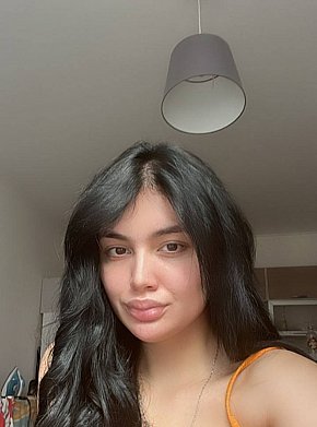 Luna Vip Escort escort in Dubai offers Cumshot on body (COB) services