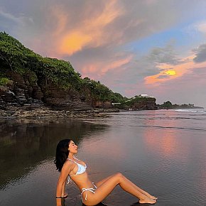 Lara Super Busty
 escort in Bangkok offers Kissing services