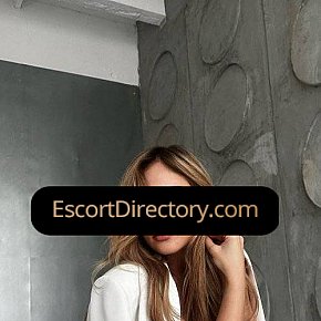 Kate Vip Escort escort in Istanbul offers Deep Throat services