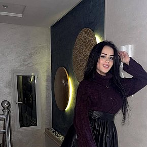 Boshra escort in Abu Dhabi