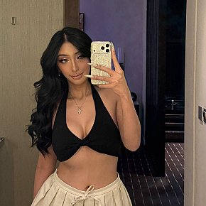 DRESSROSA escort in Taipei