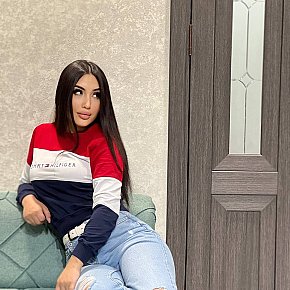 Sara Vip Escort escort in Dubai offers 69 Position services