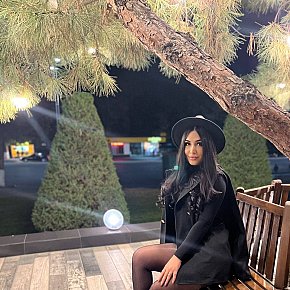 Sara Vip Escort escort in Dubai offers 69 Position services