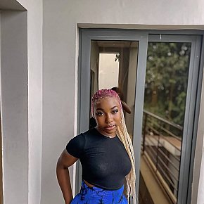 Hellen Mature escort in Lagos offers Kissing services