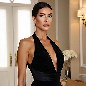 Andrea All Natural
 escort in Dubai offers Girlfriend Experience (GFE) services