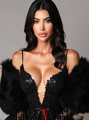 Andrea All Natural
 escort in Dubai offers Girlfriend Experience (GFE) services