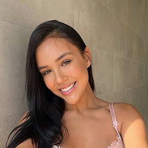 Cecilia Muscular
 escort in Dubai offers Blowjob with Condom services