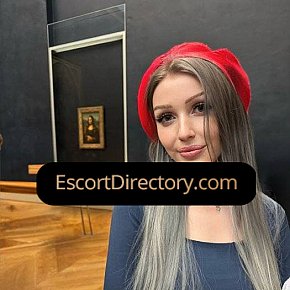 Julia Vip Escort escort in London offers Rimming (give) services