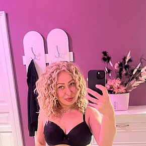 Mila Fitness Girl
 escort in Prague offers Kissing if good chemistry services