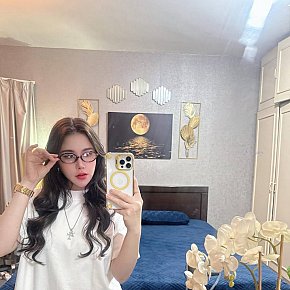 Mya escort in Abu Dhabi