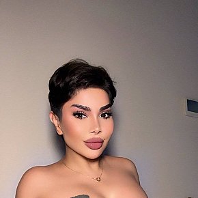 Zuzu Super Busty
 escort in Manama
