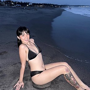 Yui escort in Manila offers Girlfriend Experience (GFE) services