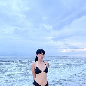 Yui escort in Manila offers Girlfriend Experience (GFE) services