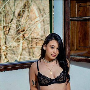 Skylar Madura escort in Munich offers Sexo em diferentes posições services