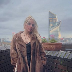 Lunnasun Model /Ex-model
 escort in London offers Girlfriend Experience (GFE) services