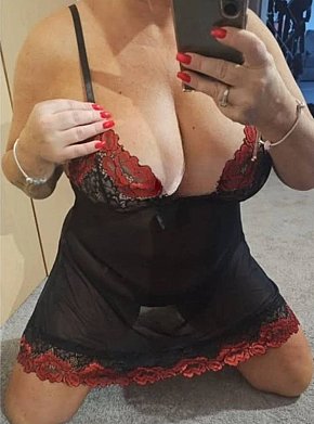 Fernanda All Natural
 escort in Lisbon offers Kissing if good chemistry services