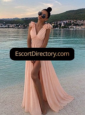 Nella Matura escort in Zurich offers 69 Position services